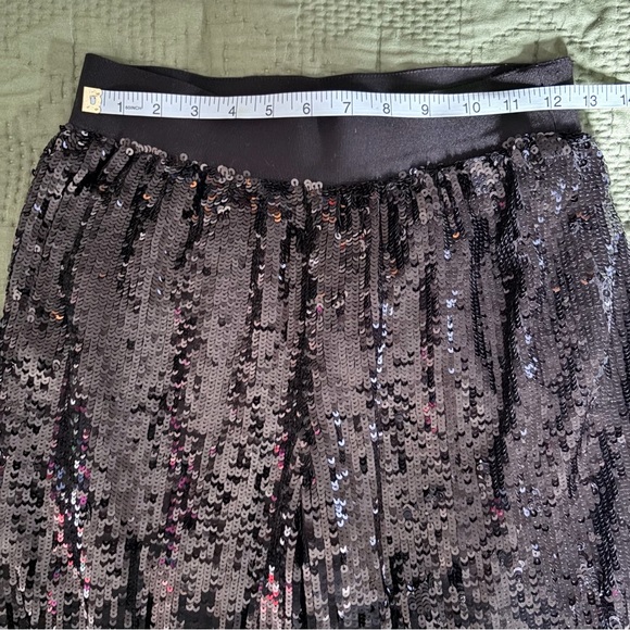 NWOT Alice + Olivia Black Sequin Pants Size 2 - Picture 5 of 9